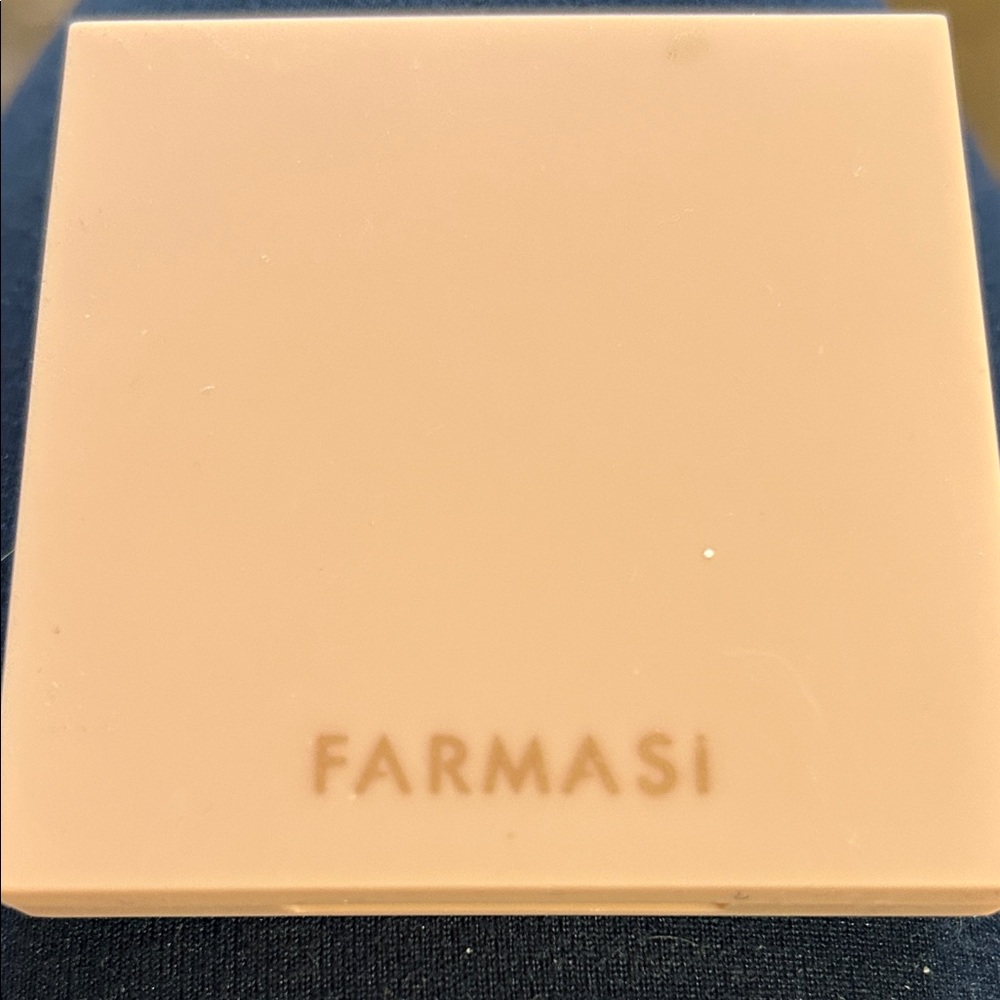Farmasi Nude Eyeshadow Palette